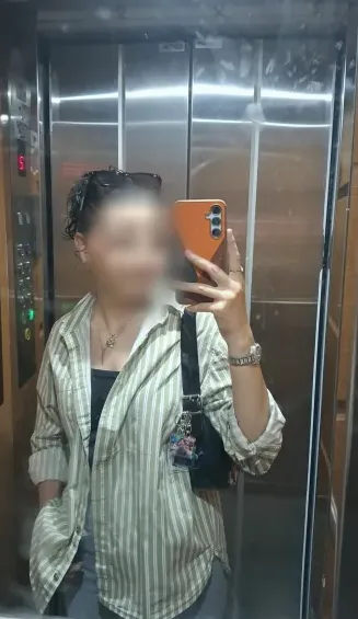 Alberte, 21