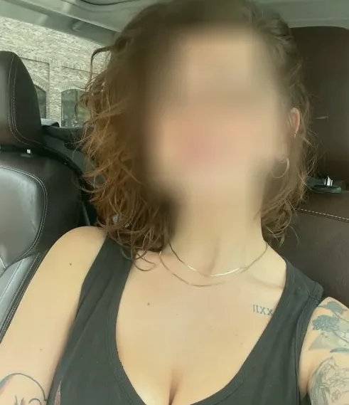 Anne, 39