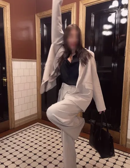 Bianca, 29
