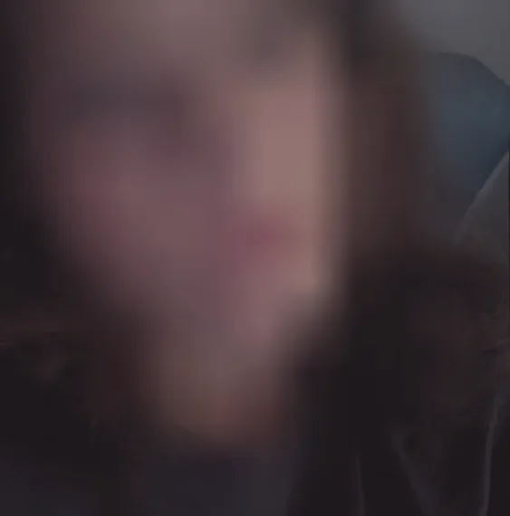 Cecilie, 21