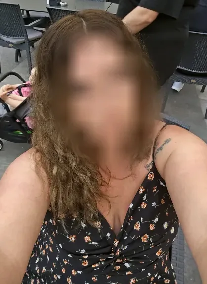 Helena, 36