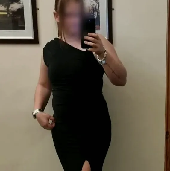 Julie, 37