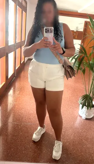 Liv, 33