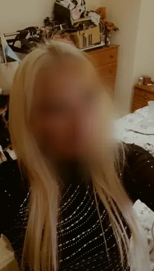 Louise, 37