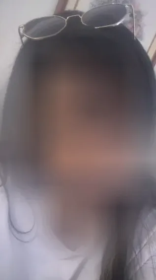 Mathilde, 33