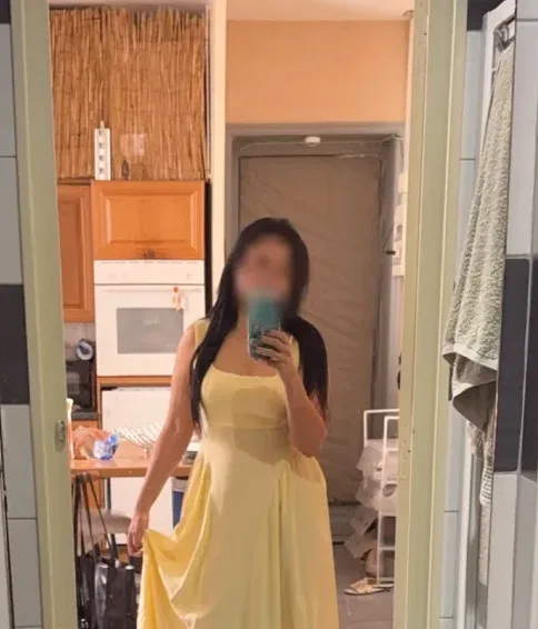 Mette, 32