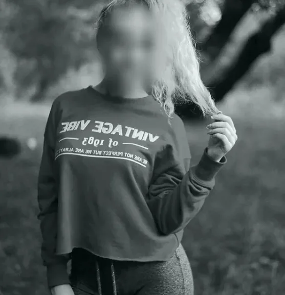 Milica, 32