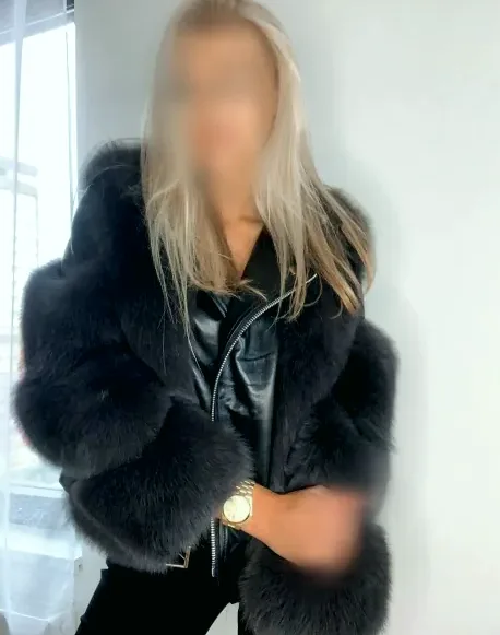 Signe, 28