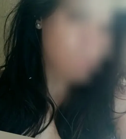 Simone, 29