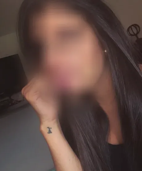 Winnie, 34